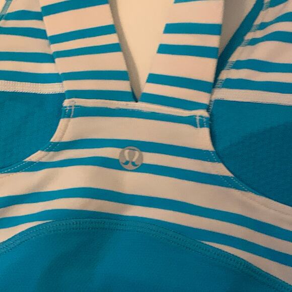LULULEMON | Deep V Athletic Tank Twin Stripe Spry Blue - Picture 5 of 5